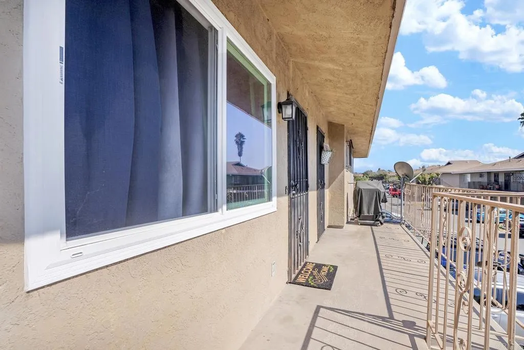 https://cdn.realtyfeed.com/cdn/127/306562851/976817d50c96544b30d9ff9711b3407e.webp