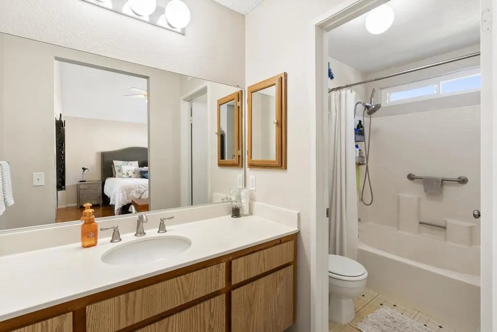 https://cdn.realtyfeed.com/cdn/127/306562874/8ba2e662275a2b9ae9a676a5764d82b1.webp
