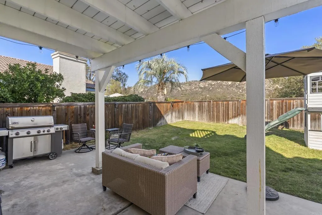 https://cdn.realtyfeed.com/cdn/127/306562874/910815bd4225a553edb7460d2b934f9e.webp