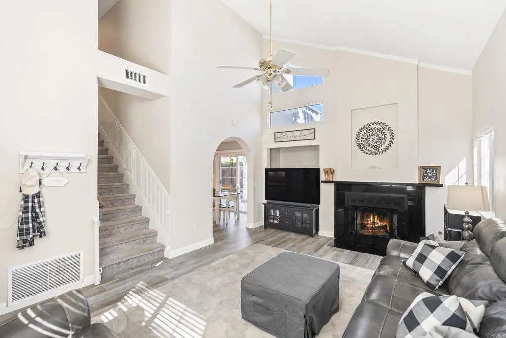 https://cdn.realtyfeed.com/cdn/127/306562874/d85d78a2e0590dee49fb1424bf574885.webp