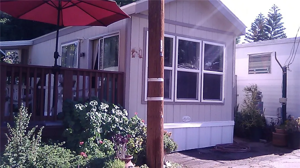 10799 Sherman Grove Unit 18, Sunland, CA 91040 - Main photo, Sunland, CA