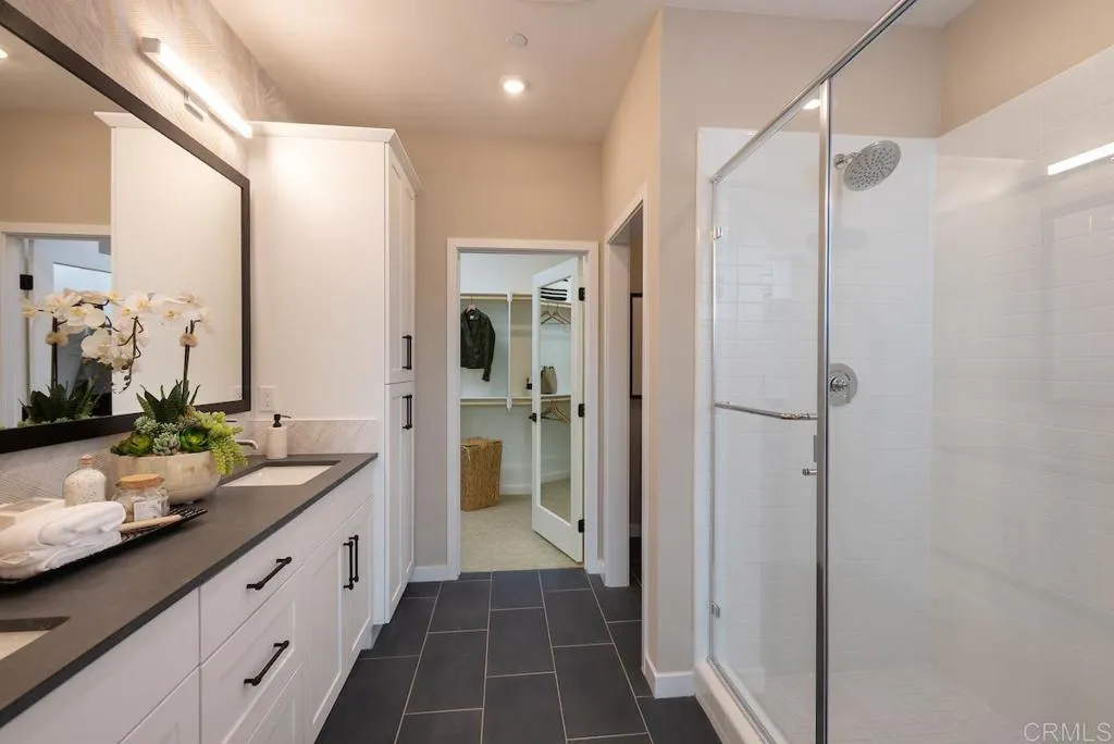 Photo #5: NDP2509797 Listing: Photo #5