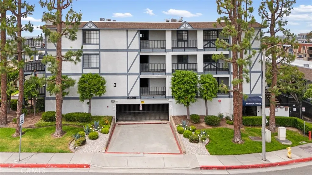 2599 Walnut, Long Beach, CA 90755