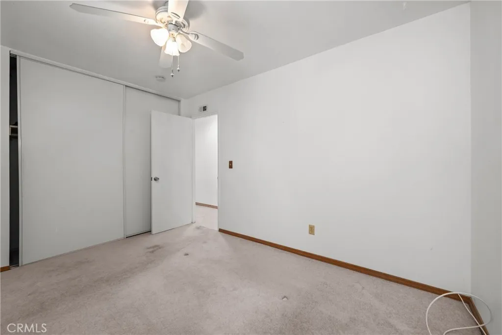 https://cdn.realtyfeed.com/cdn/127/306562949/3acd18a2effbe468dbb5cb538351b67d.webp