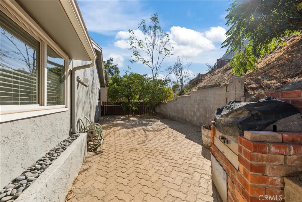https://cdn.realtyfeed.com/cdn/127/306562949/d22be2c5efe019d95aa7c626da20845a.webp