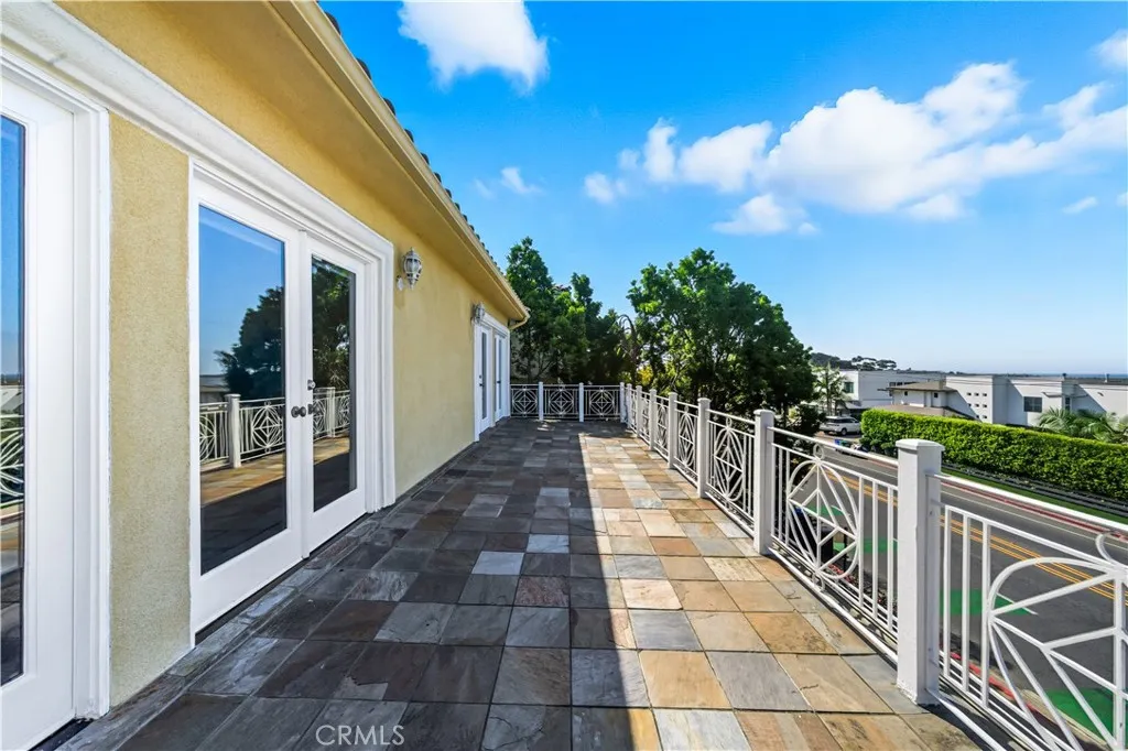https://cdn.realtyfeed.com/cdn/127/306562990/3b390376967c33d820121a71d7b3ae64.webp