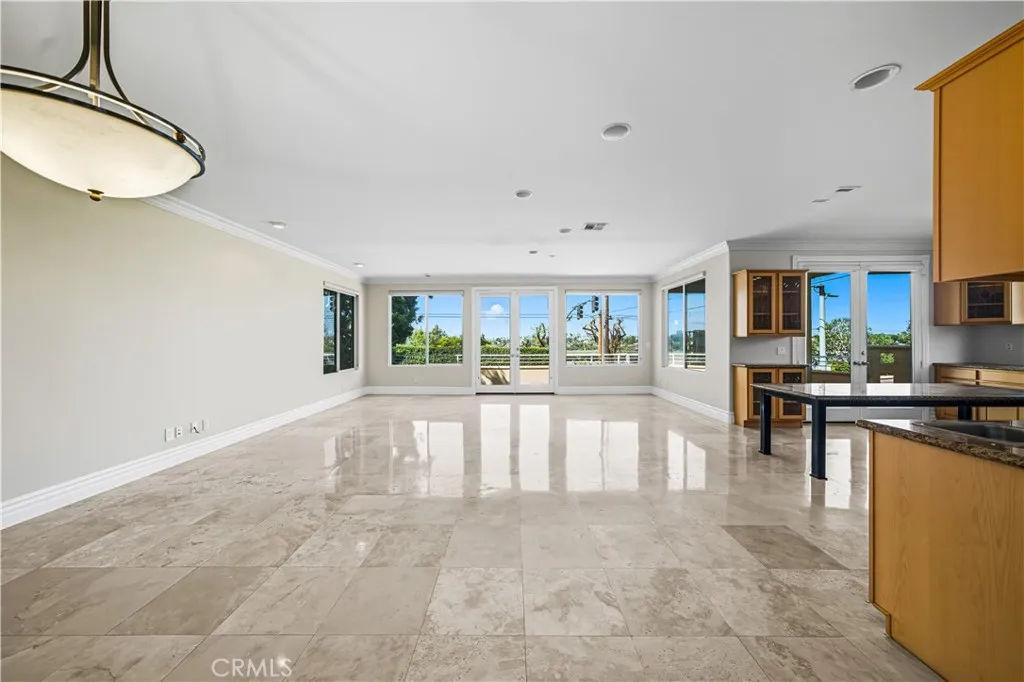 https://cdn.realtyfeed.com/cdn/127/306562990/4958248765bfdebe8b4c2d03cfe7c9b7.webp