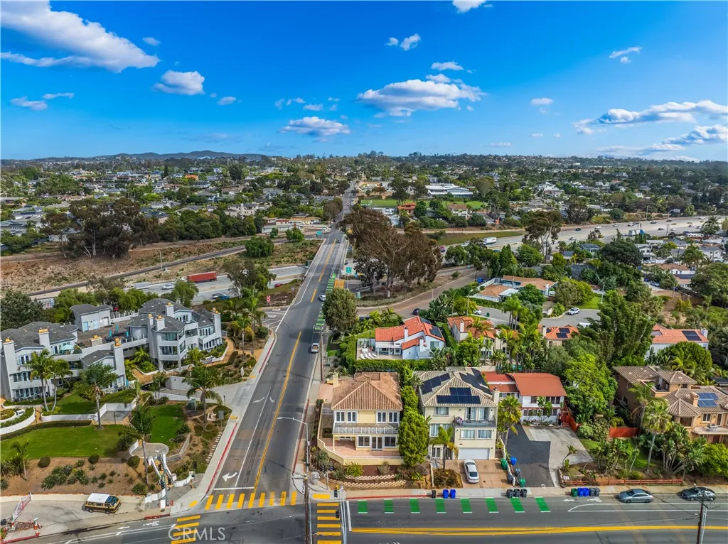 https://cdn.realtyfeed.com/cdn/127/306562990/49be6d2de88d5565ef8d5810b79e4103.webp