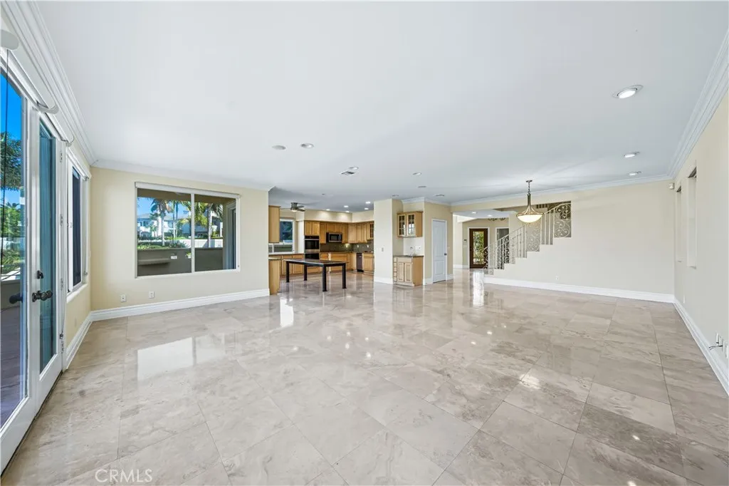 https://cdn.realtyfeed.com/cdn/127/306562990/91016a6370145512b72d616e7f7cb0e5.webp