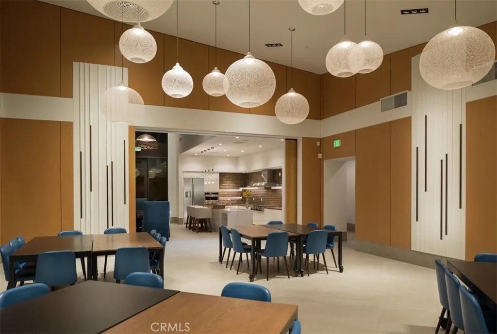 https://cdn.realtyfeed.com/cdn/127/306562993/3fe909d7a33837399eeebfd8d0dc535f.webp