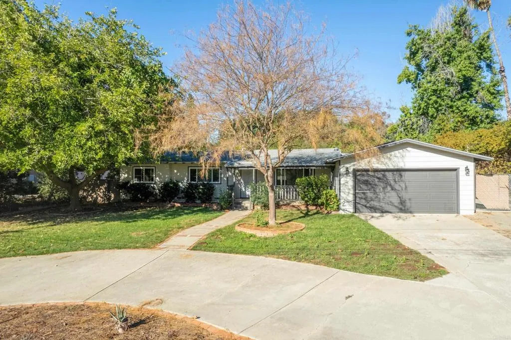 https://cdn.realtyfeed.com/cdn/127/306563002/599d43349d7cb4a49fedc2285bb4a665.webp