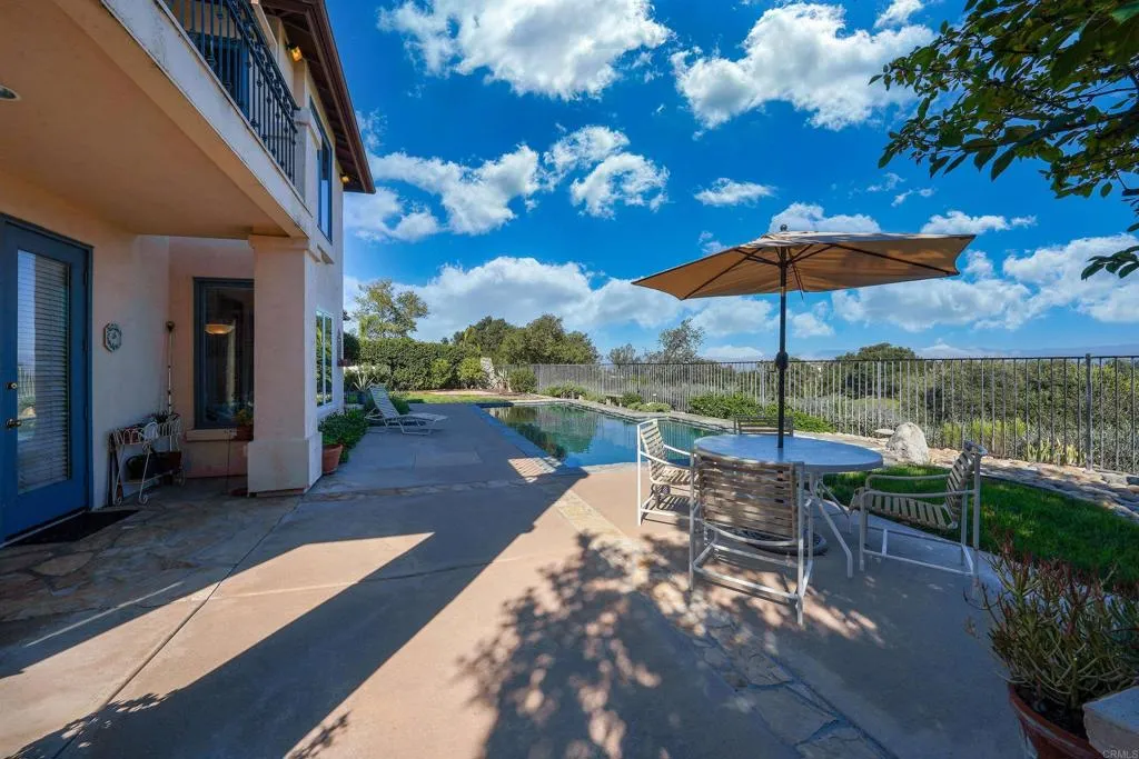 https://cdn.realtyfeed.com/cdn/127/306563004/1ded495306c02b10da66fada4598b3b0.webp