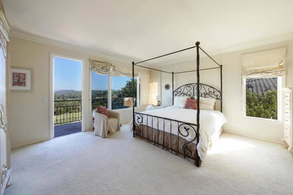 https://cdn.realtyfeed.com/cdn/127/306563004/247a5236ab1ac1d4d6f3d6acaad097d5.webp