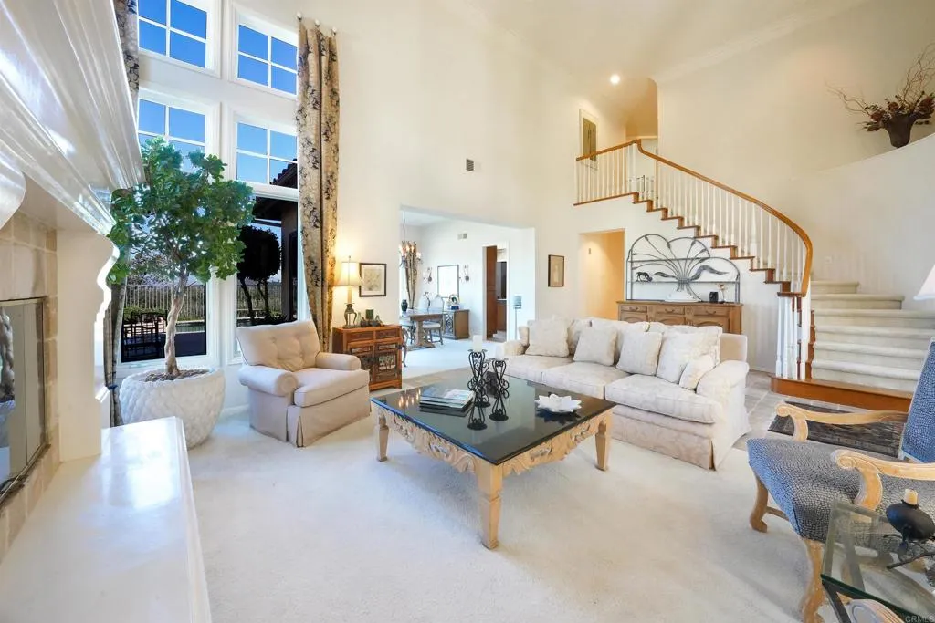https://cdn.realtyfeed.com/cdn/127/306563004/35e1b2e4a384384f9486c3418780e40c.webp