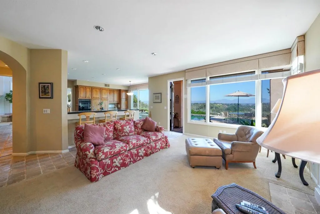 https://cdn.realtyfeed.com/cdn/127/306563004/f7674334f6b7f1f54986df371b6cb78d.webp