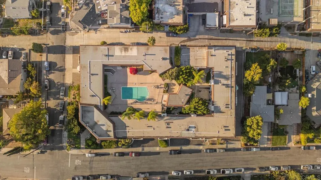 https://cdn.realtyfeed.com/cdn/127/306563035/4c345bcb3d36b481794f0b3b4af007f6.webp