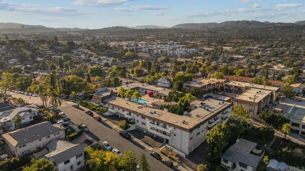 https://cdn.realtyfeed.com/cdn/127/306563035/ecff994bd93d5ba0506a522e9af7a2fe.webp