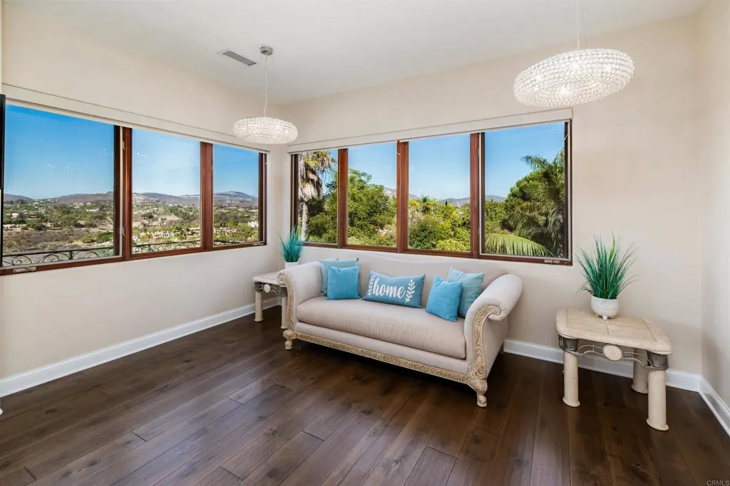 https://cdn.realtyfeed.com/cdn/127/306563062/6af63acad78215f14b65503c85072b8e.webp