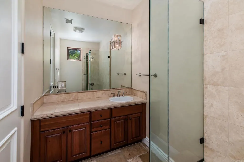 https://cdn.realtyfeed.com/cdn/127/306563062/b1fc7e0e084a36846f1e0a45024a1e85.webp