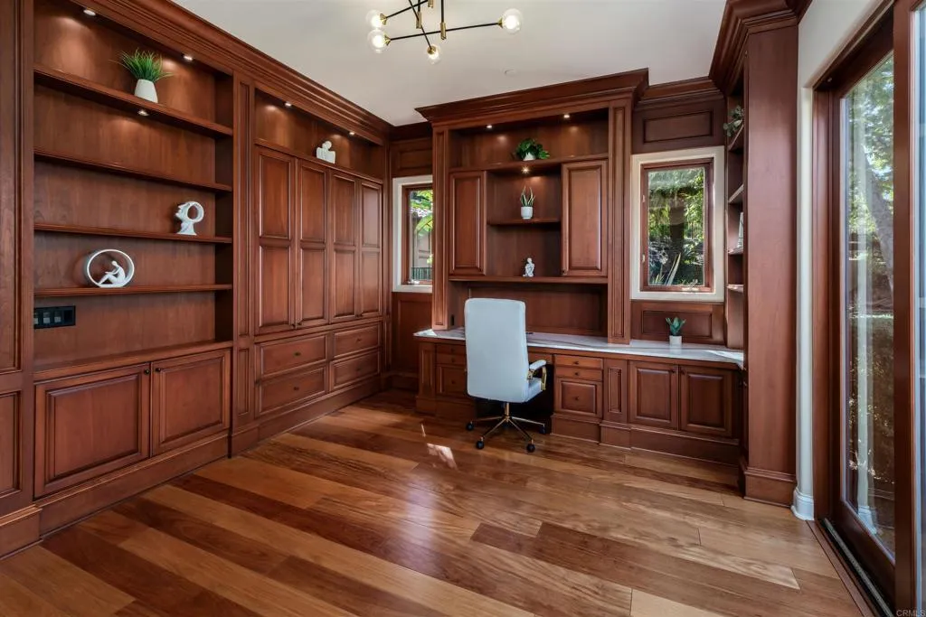 https://cdn.realtyfeed.com/cdn/127/306563062/cb8e40e7131bef7651662cf633addea3.webp
