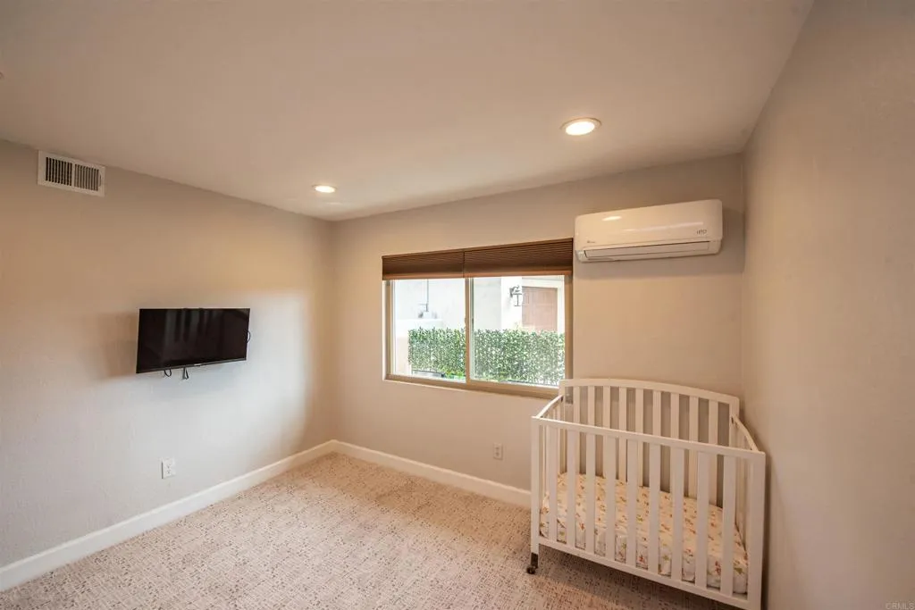 https://cdn.realtyfeed.com/cdn/127/306563125/4904230b58e324120b49158de1a0afa8.webp