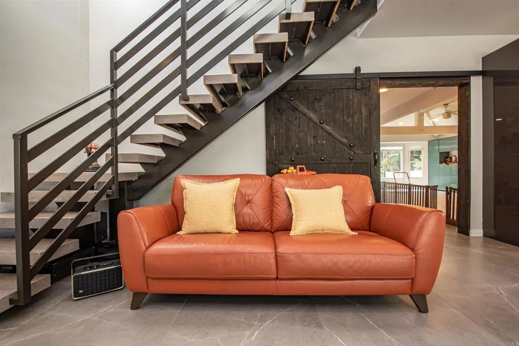 https://cdn.realtyfeed.com/cdn/127/306563125/e2724dd224cafa423d5c8eef96088a04.webp