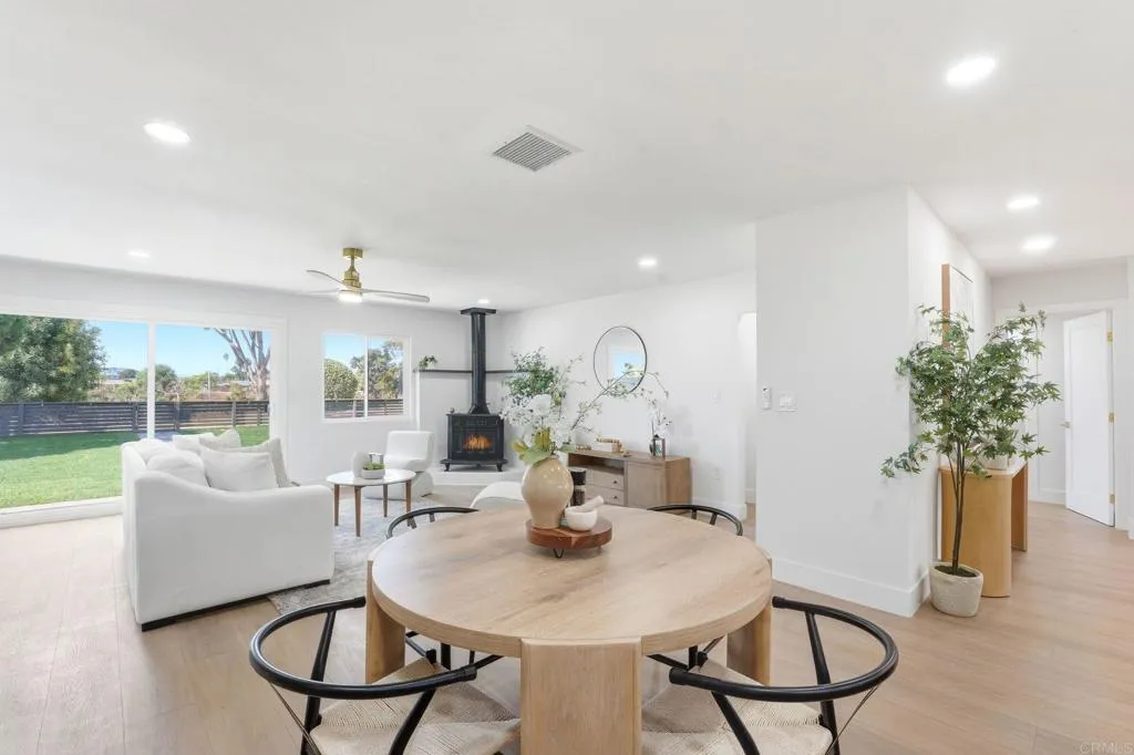 https://cdn.realtyfeed.com/cdn/127/306563188/4f449794f6381d2571a3e9b9a35de9d2.webp