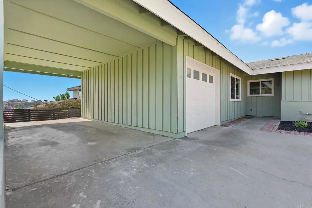https://cdn.realtyfeed.com/cdn/127/306563188/c4a840f05199cf8b9a970ea961e1261a.webp