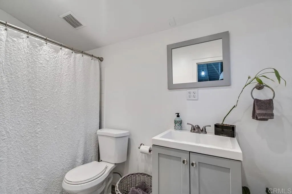 https://cdn.realtyfeed.com/cdn/127/306563192/52ce96317156fe3eb19c906a0be76b8f.webp