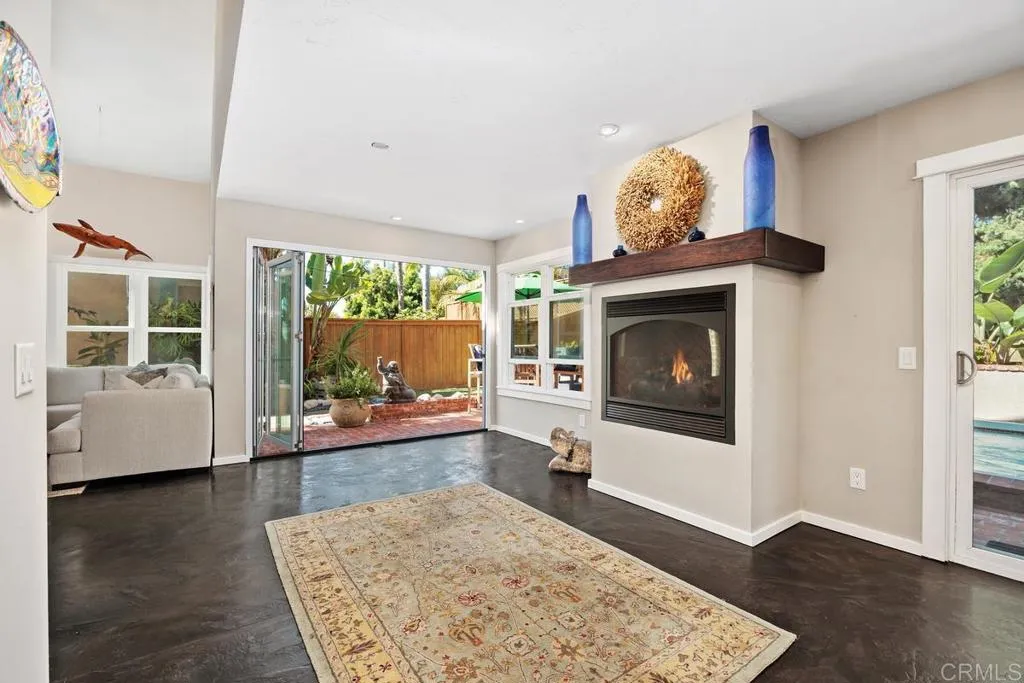 https://cdn.realtyfeed.com/cdn/127/306563207/03f90473664afdbfcf29945cb820a01f.webp
