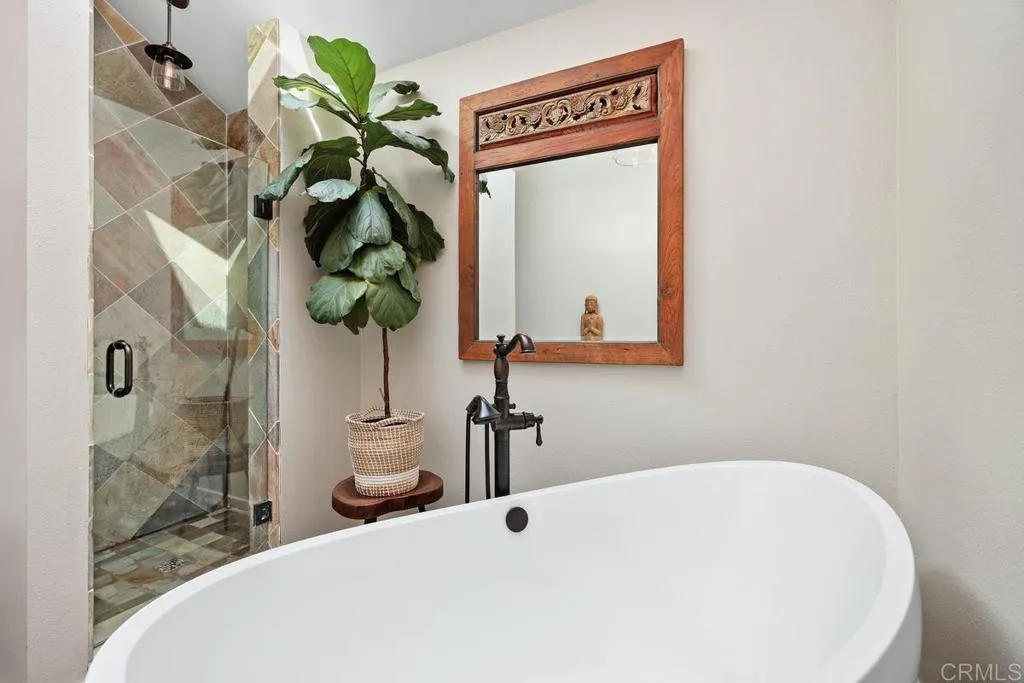 https://cdn.realtyfeed.com/cdn/127/306563207/2c56397c9ca00c0bdb5c2a82d30592f1.webp