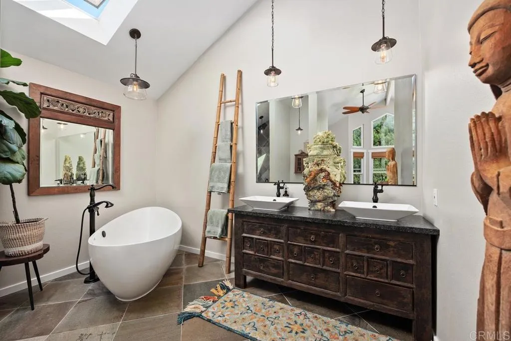 https://cdn.realtyfeed.com/cdn/127/306563207/447666a790722fe9f2d47ca1e30c1d54.webp