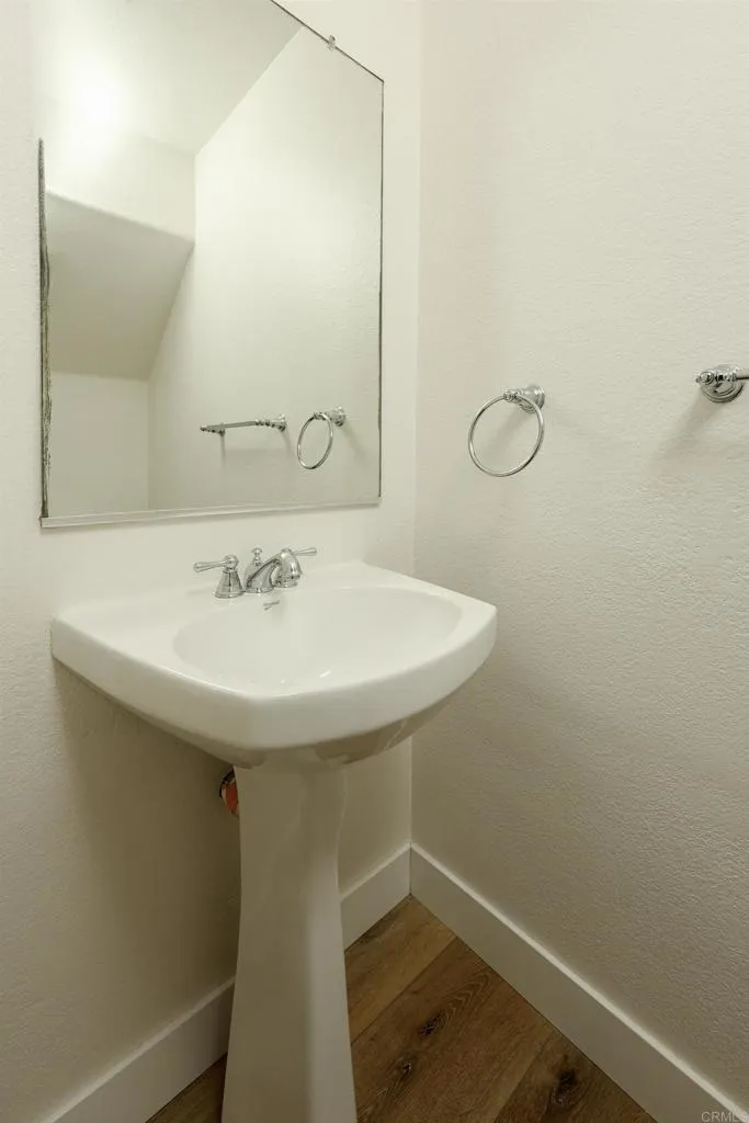 https://cdn.realtyfeed.com/cdn/127/306563219/52fda949082695080f5a009003228fed.webp