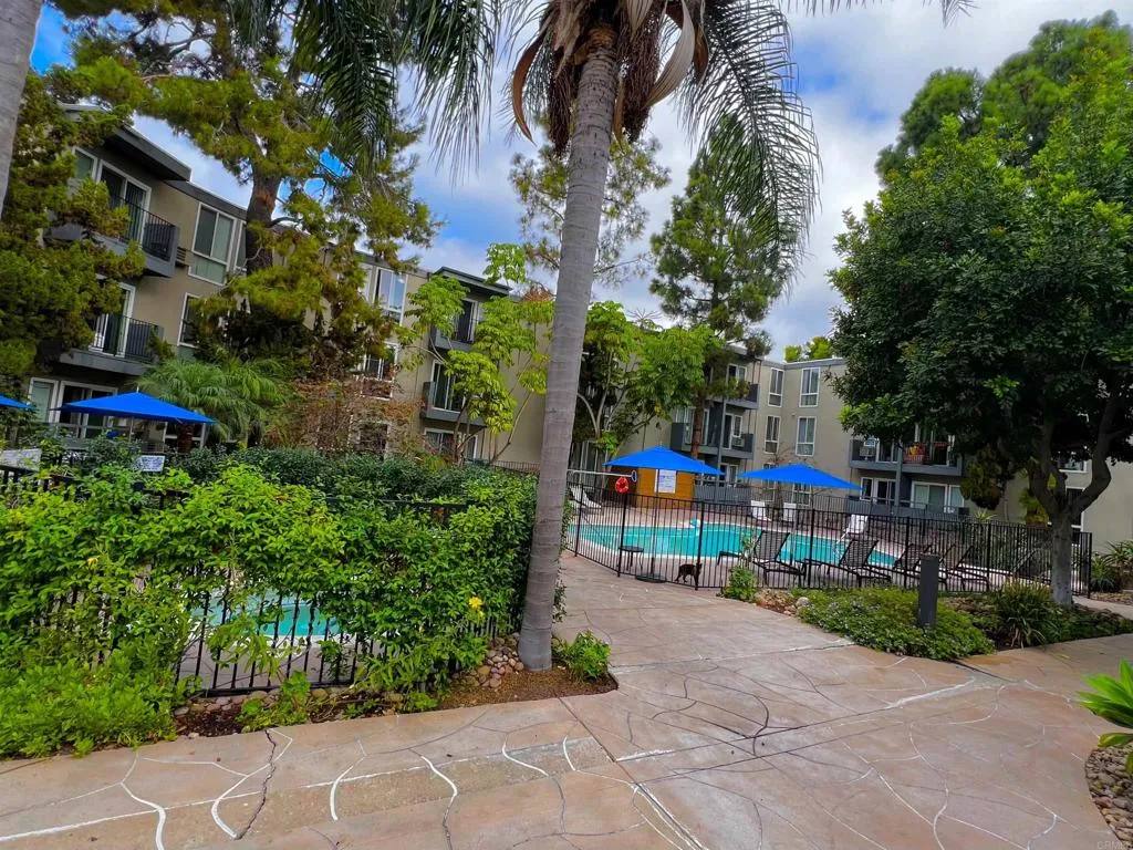 https://cdn.realtyfeed.com/cdn/127/306563281/5fc27254d1e0baef05e4bf010d770e4f.webp