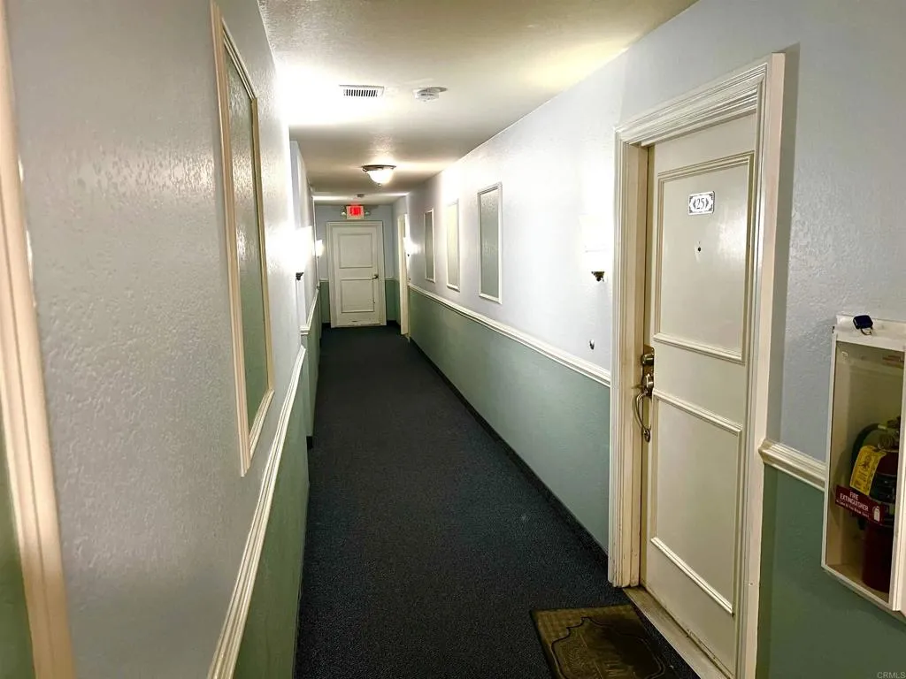 https://cdn.realtyfeed.com/cdn/127/306563281/61221f240fbdad621e613f8ebc54d47c.webp