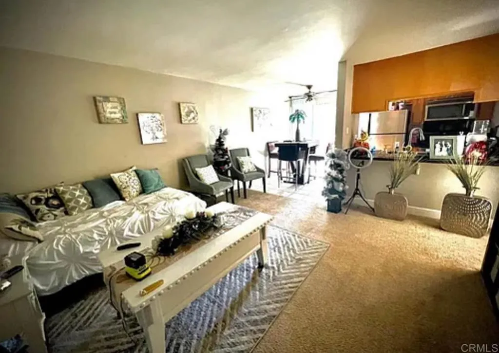 https://cdn.realtyfeed.com/cdn/127/306563281/b5766ce6768e20e86671393e9b7530f8.webp