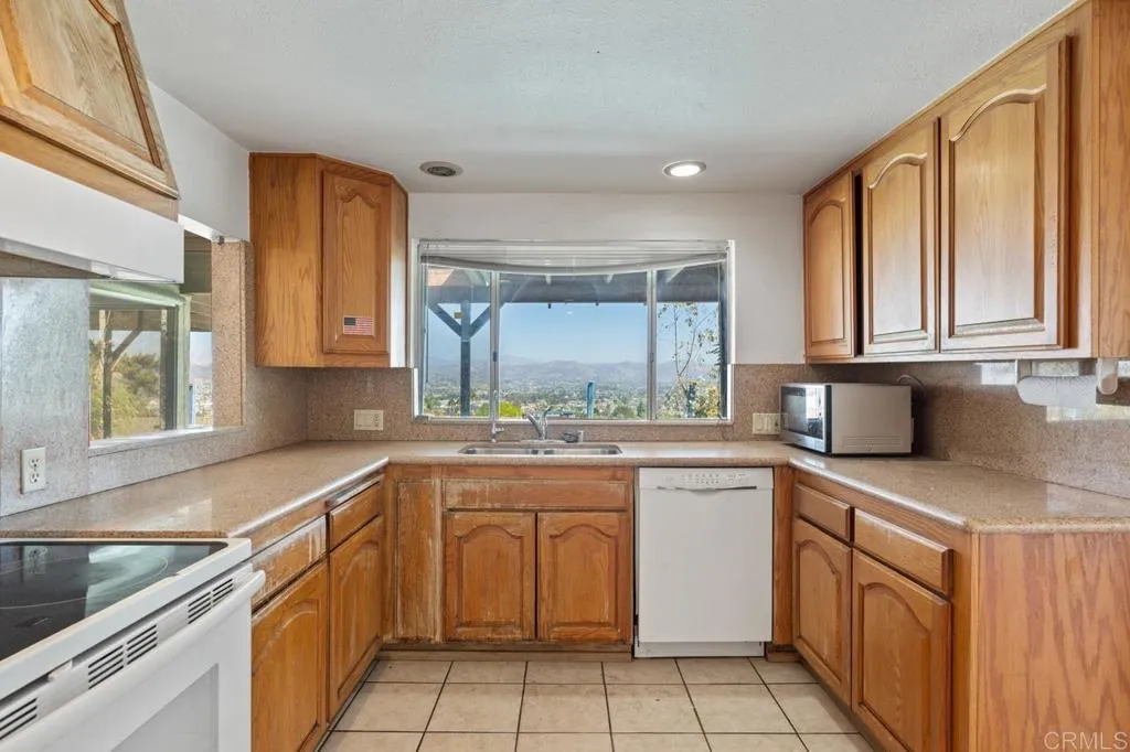 https://cdn.realtyfeed.com/cdn/127/306563282/46865697122c639856f4cc0b56c5b61e.webp