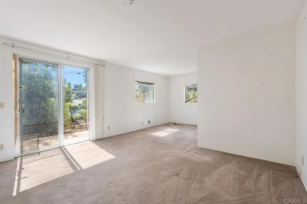 https://cdn.realtyfeed.com/cdn/127/306563282/ce7bafae98ca166daa157d4737b170e7.webp