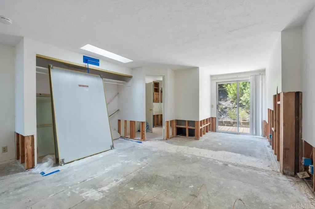 https://cdn.realtyfeed.com/cdn/127/306563282/dbd1089b55a44e872f61edb8f57a965f.webp