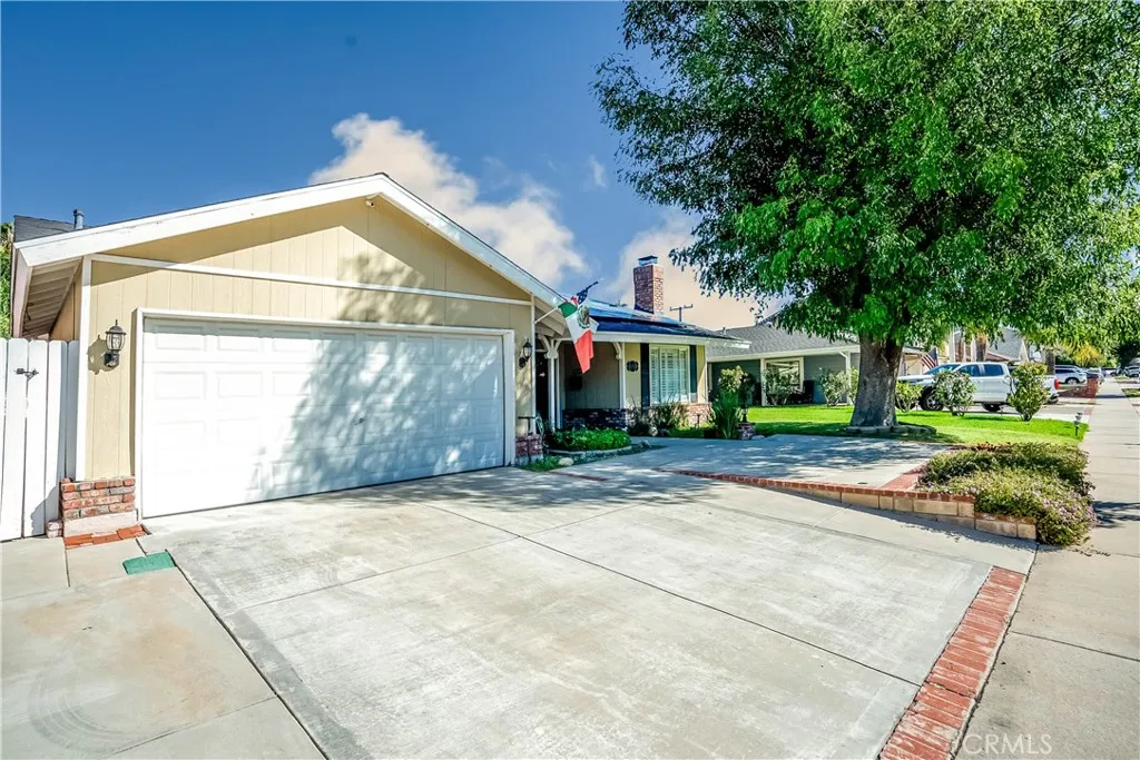 19631 Fairweather, Canyon Country, CA 91351 - Photo 4 of 44, Canyon Country, CA