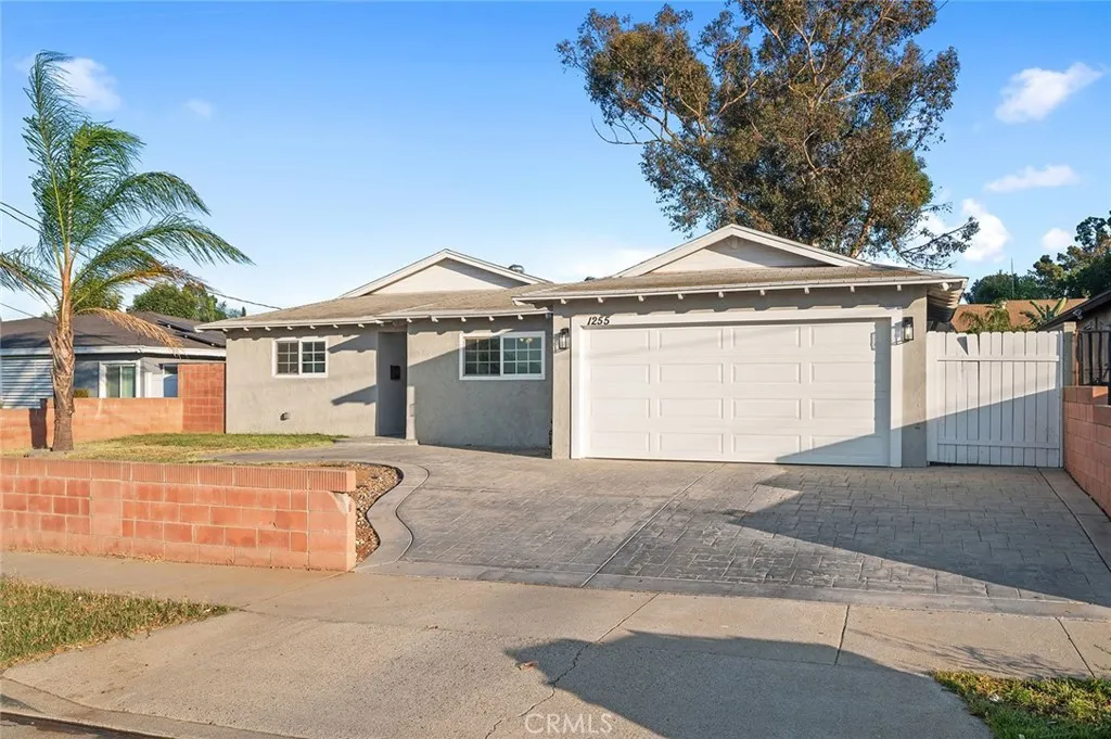 Corona, CA 92882