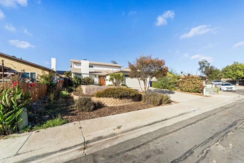 https://cdn.realtyfeed.com/cdn/127/306563340/f64b5af62058b5c788daed1bacc0cbdc.webp