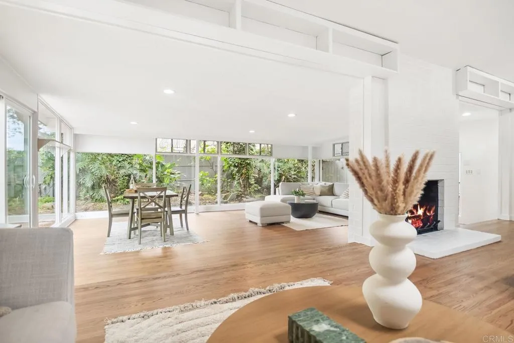 https://cdn.realtyfeed.com/cdn/127/306563341/067a8e6da668d719717652ab68622349.webp