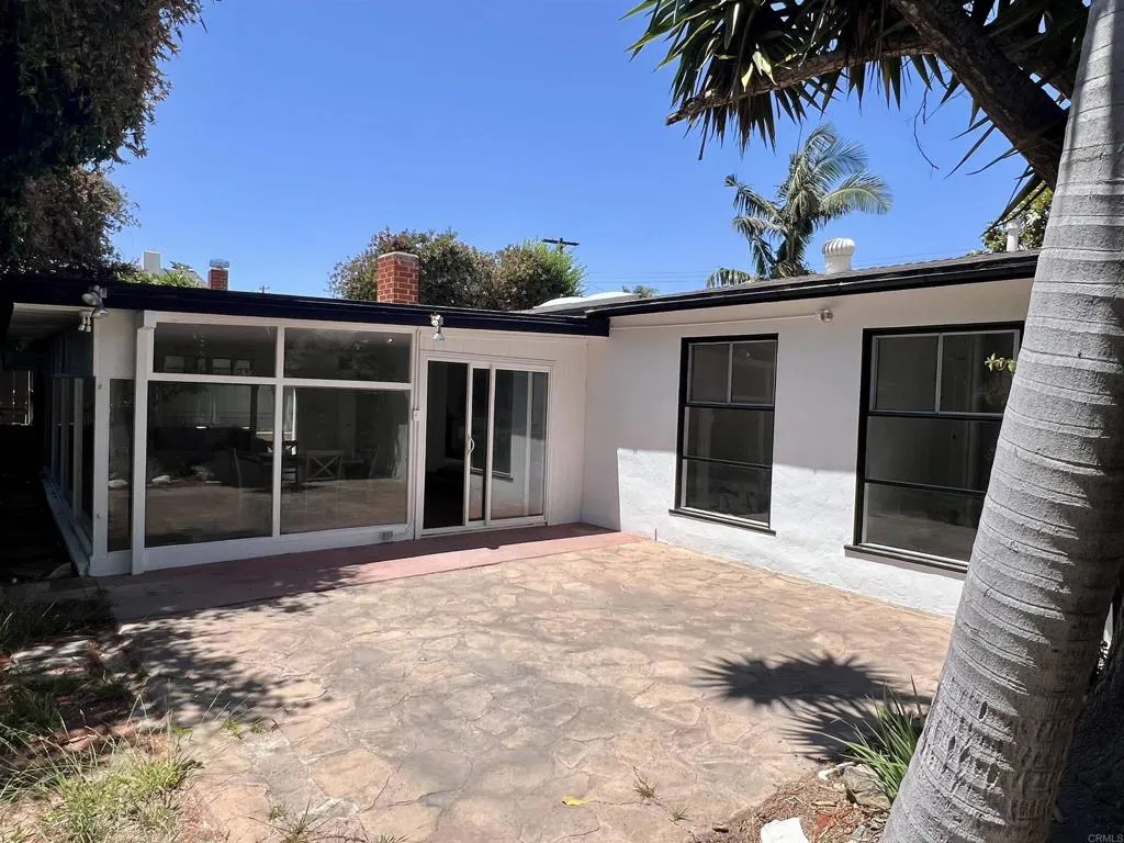 https://cdn.realtyfeed.com/cdn/127/306563341/2ee5e9fa8f8792de5344f93b14308ef8.webp
