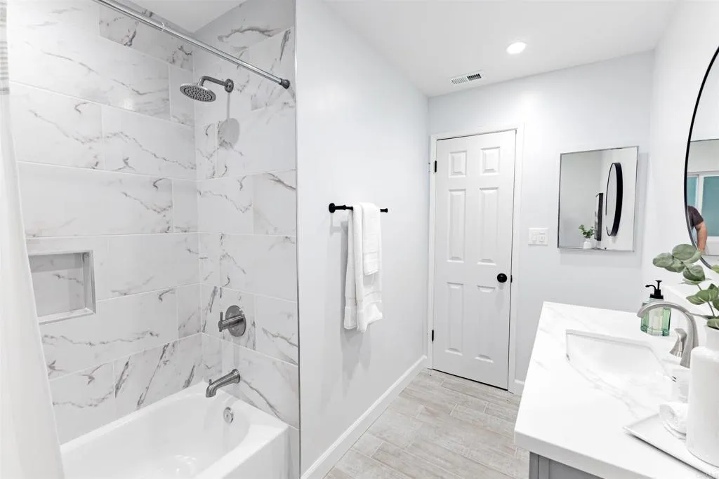 https://cdn.realtyfeed.com/cdn/127/306563404/5fee781beb3d6ad1ad767a056eda35e2.webp
