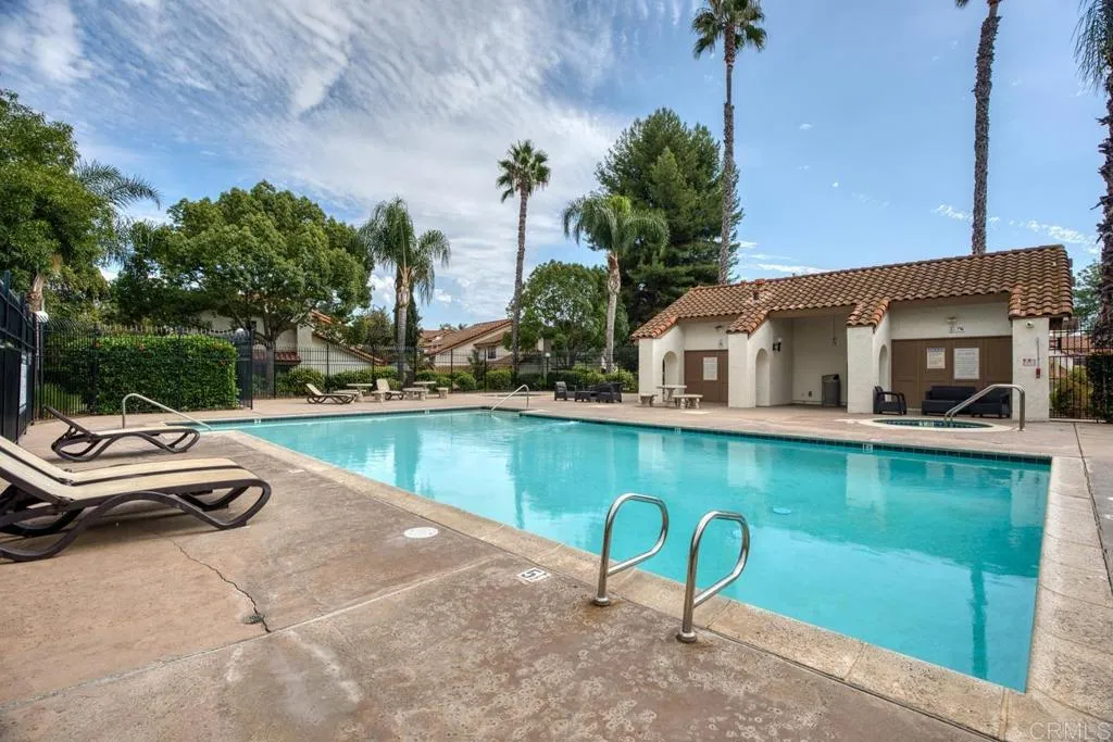 https://cdn.realtyfeed.com/cdn/127/306563410/67095ee836f320afe1362d81535d6b91.webp