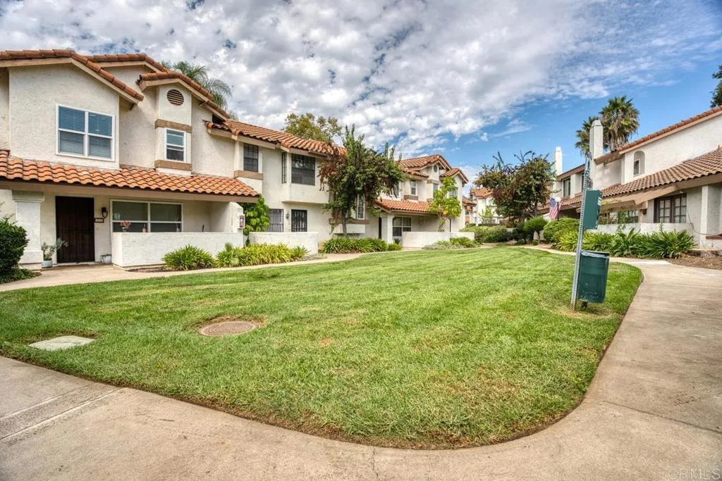 https://cdn.realtyfeed.com/cdn/127/306563410/8ce75b02c147a93626d4e5e2c766f971.webp