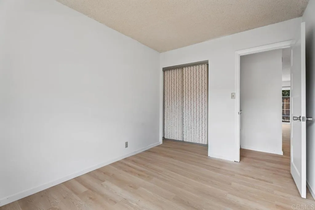 https://cdn.realtyfeed.com/cdn/127/306563410/ca24e189c7a5d6c1ca777dd9e377a021.webp