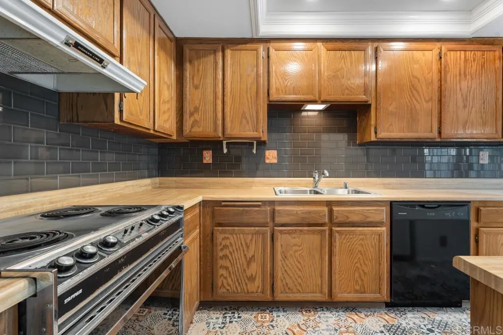 Photo #6: NDP2509819 Listing 