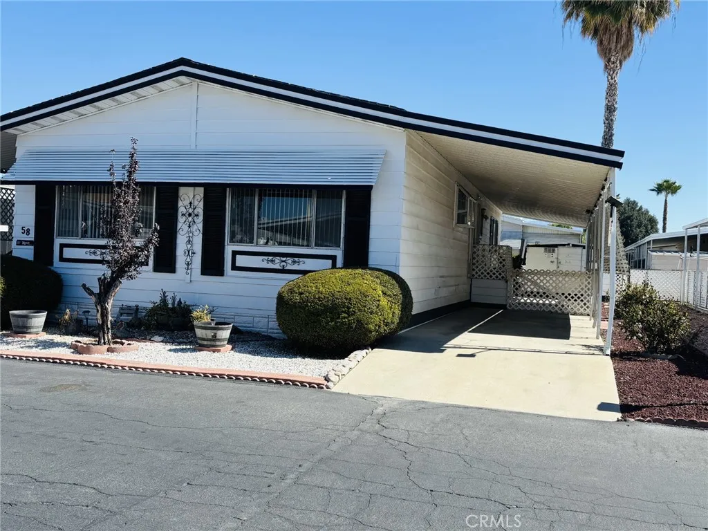 Hemet, CA 92543
